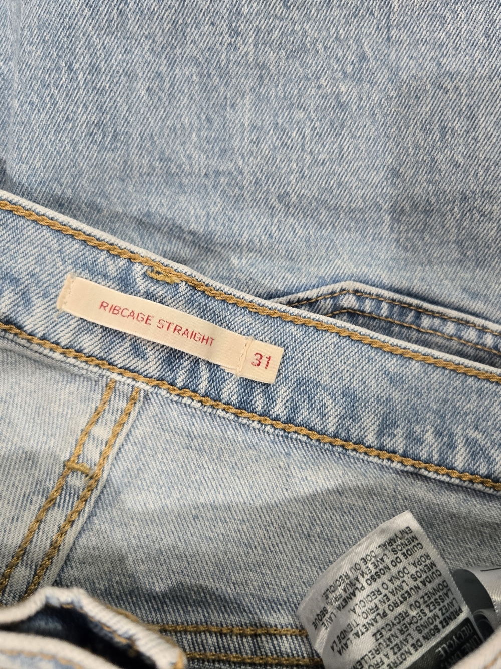 Signature by Levi Strauss Light Blue High-Waist Wide Leg Jeans - Picture 5 of 7